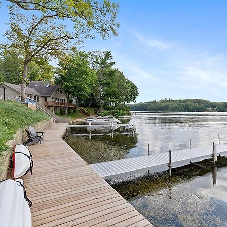 Lakeside Getaway With Dock, Firepit, Grill Newaygo Extérieur photo